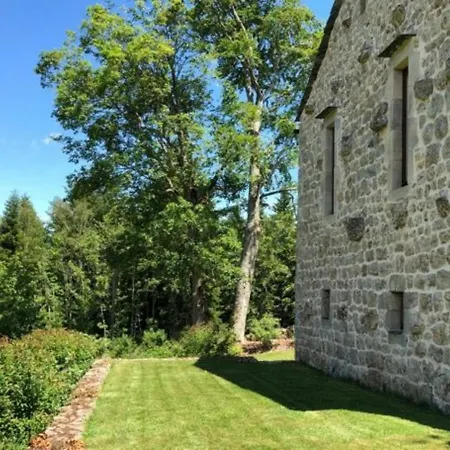 Saint-jeures, 2 Pieces, 3 Personnes - Fr-1-582-50 Saint-Jeures